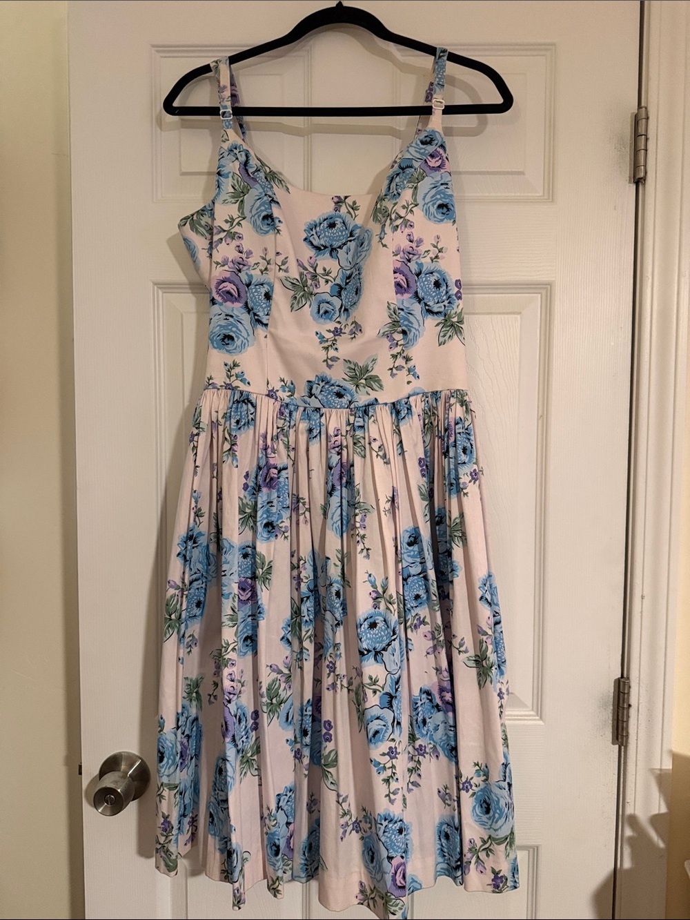 Pinup Couture Jenny Dress in Blue/Purple Roses